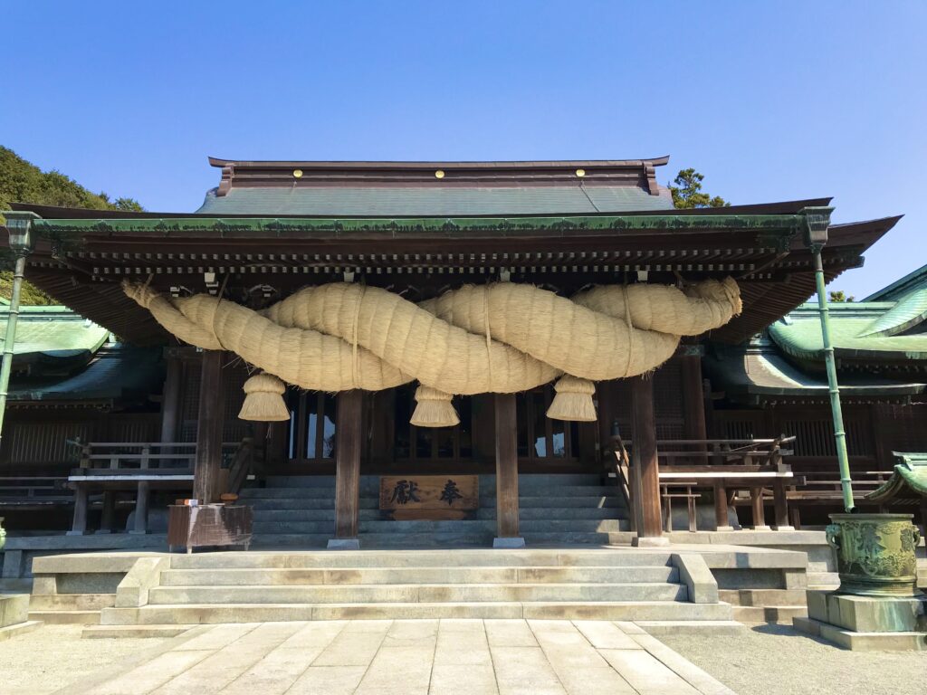 日本一大きなしめ縄のある神社