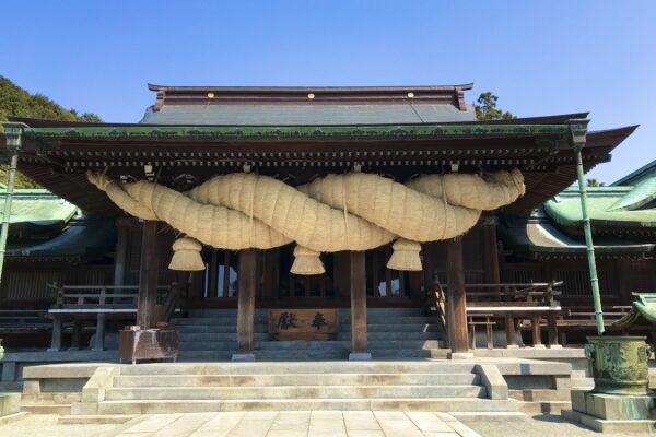 日本一大きなしめ縄のある神社