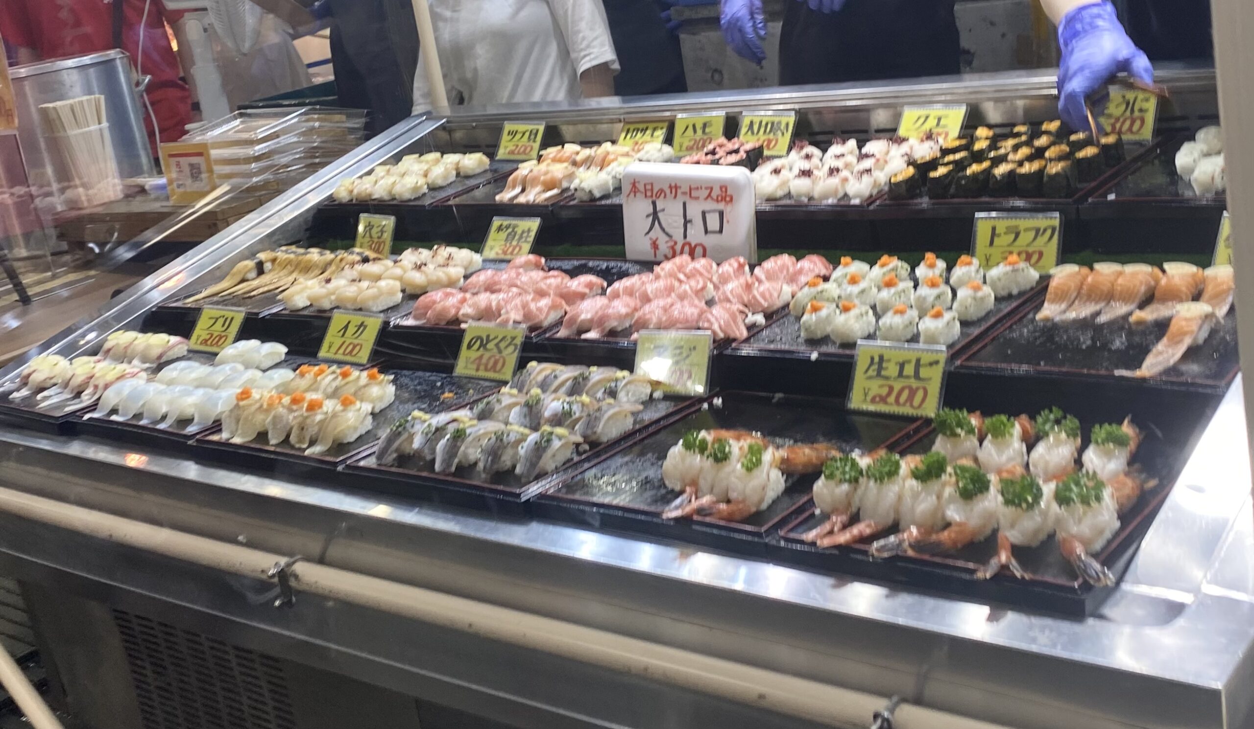 唐戸市場で美味しいお寿司
